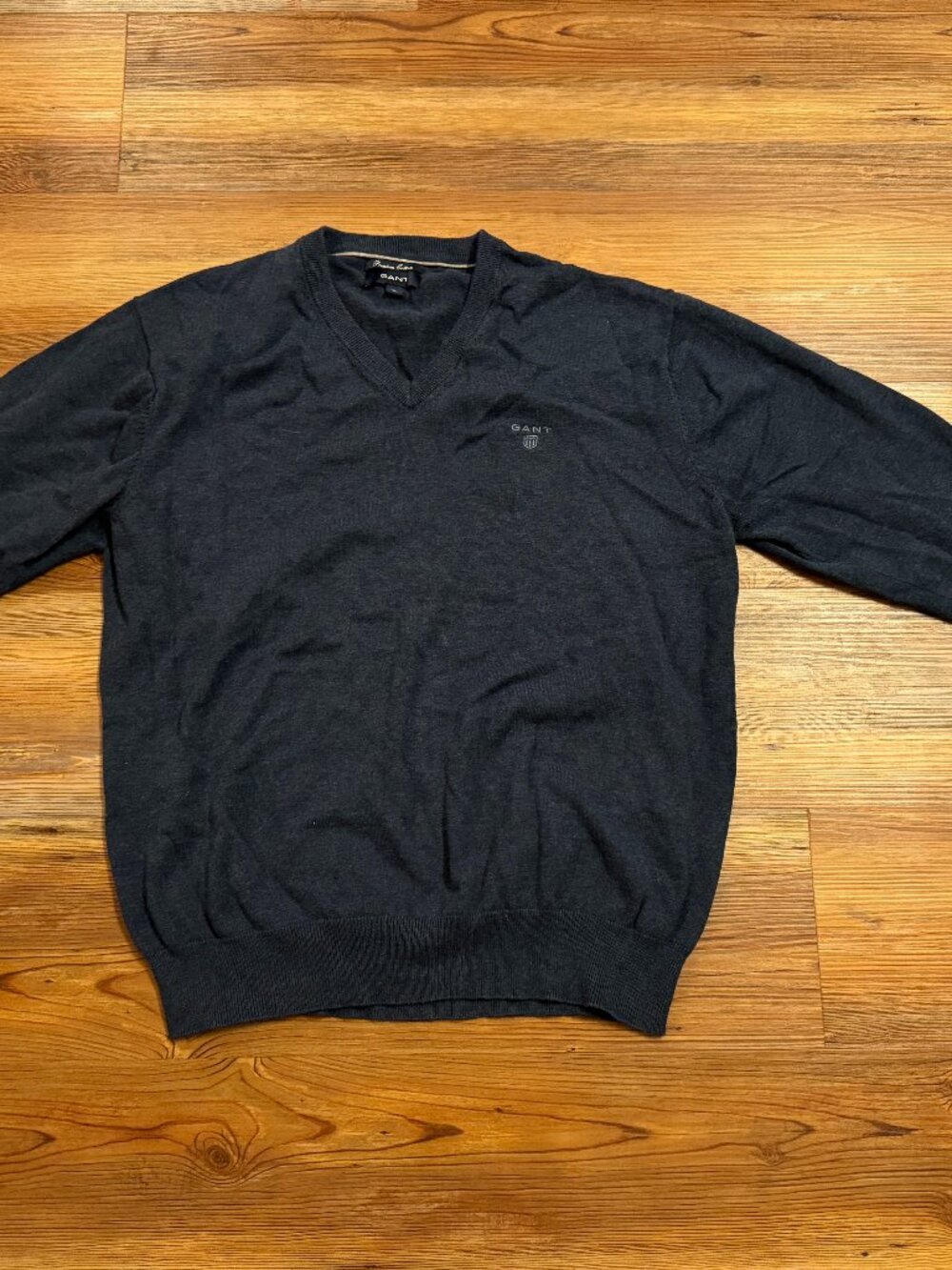 GANT - Mens - 100% Premium Cotton - V Neck Sweater  - Navy Blue - Size XL